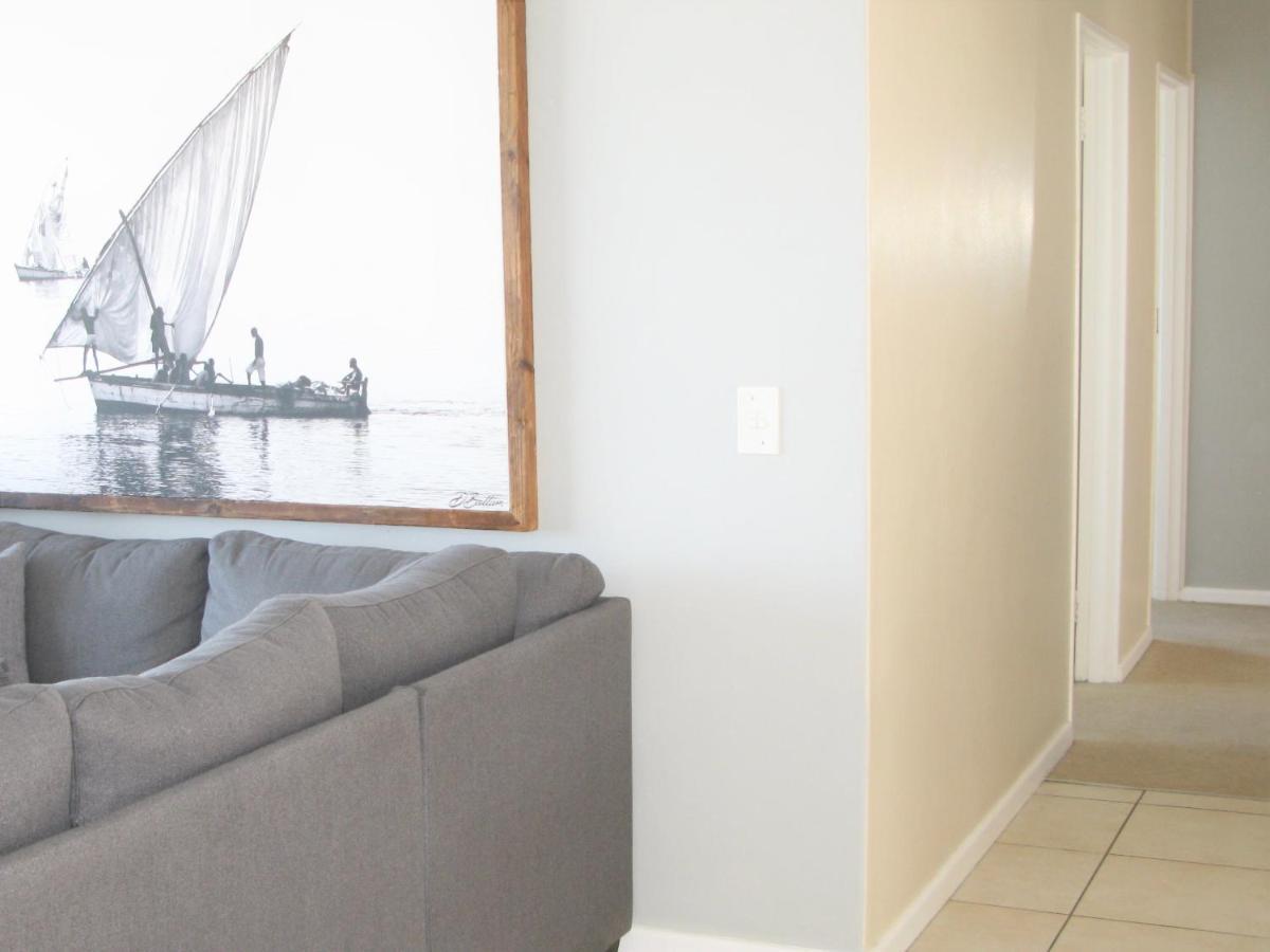 Beachfront House - Hermanus Whale View Villa Luaran gambar